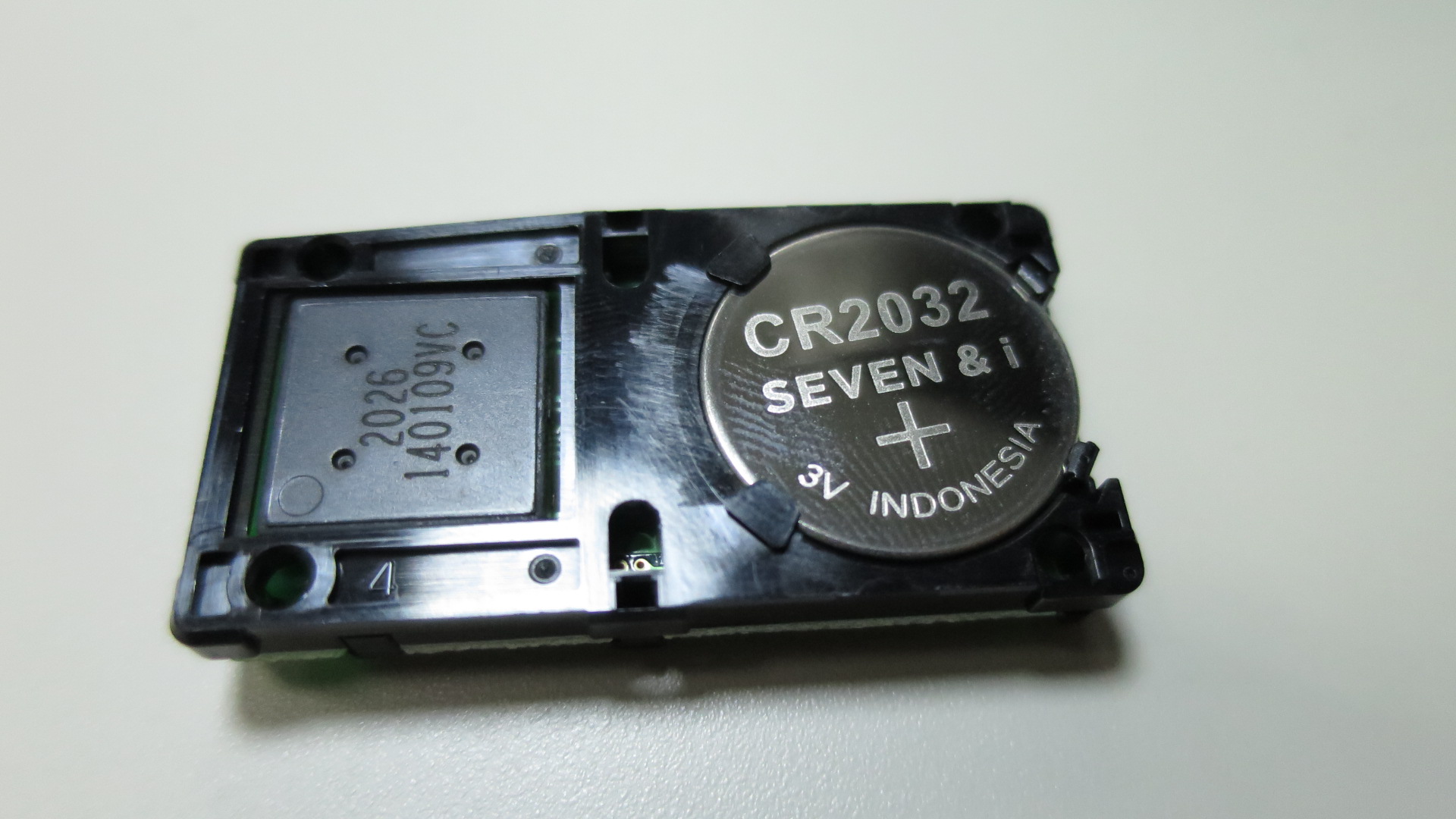 Voxy R80系 スマートキーの電池交換の方法 Moto Ace Blog