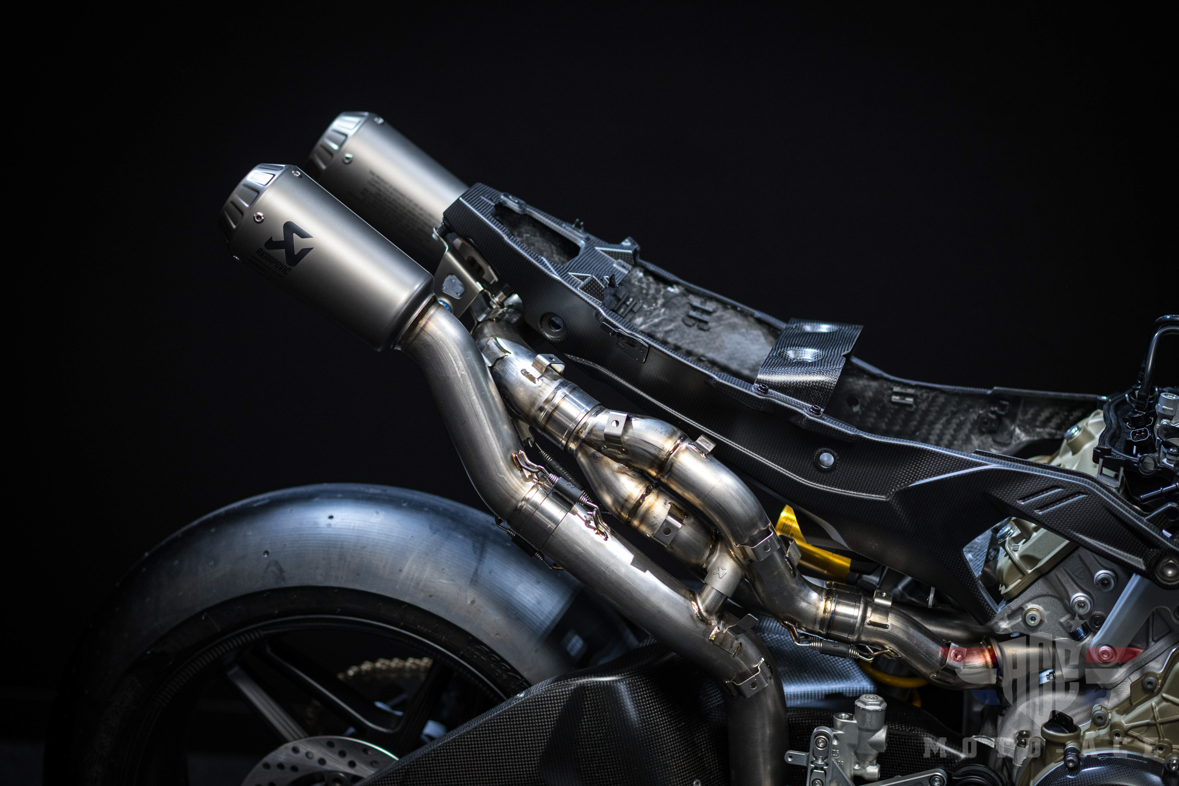 DUCATI Superleggera Centenario カーボンメインフレーム